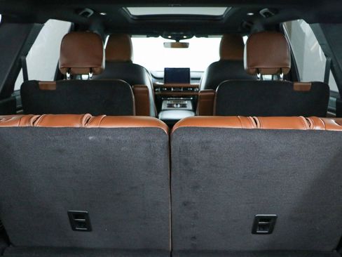 Used 2023 Lincoln Aviator Reserve w/ Jet Package AWD/4WD image 31