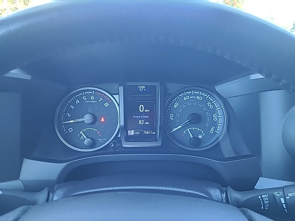 Used 2021 Toyota Tacoma TRD Off-Road AWD/4WD image 17