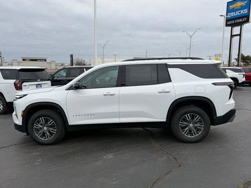 New 2026 Chevrolet Traverse LT w/ Driver Confidence Package image 7