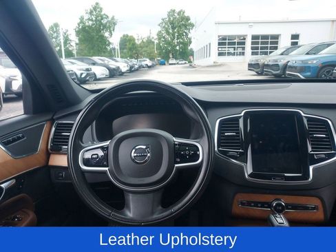 Used 2021 Volvo XC90 T6 Momentum w/ Advanced Package AWD/4WD image 10