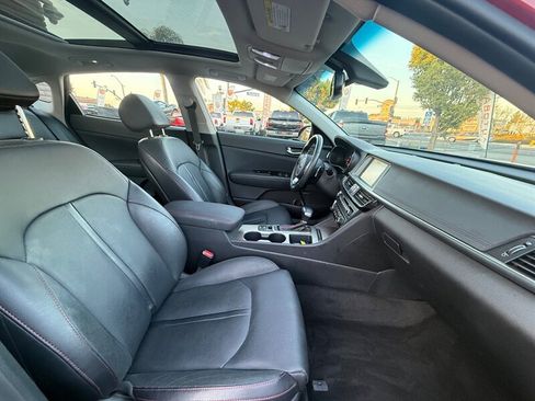 Used 2018 Kia Optima SX w/ Technology Package FWD image 36