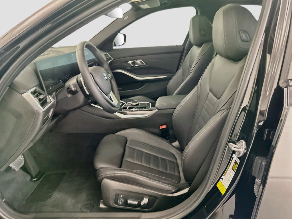 Certified 2023 BMW 330i Sedan w/ Premium Package RWD image 18