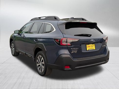 Used 2025 Subaru Outback Premium AWD/4WD image 5