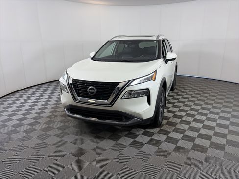 Certified 2023 Nissan Rogue SL w/ SL Premium Package image 2