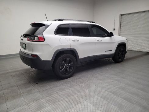 Used 2019 Jeep Cherokee Latitude Plus image 10