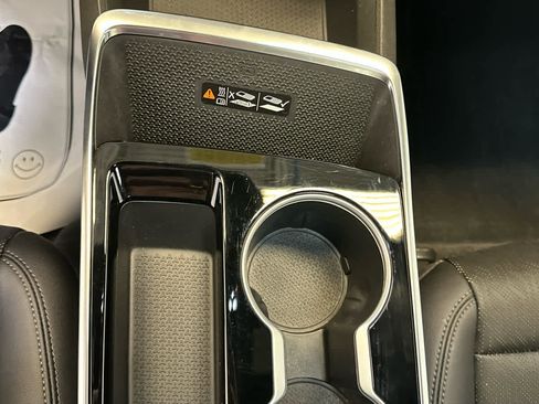 Certified 2025 Chevrolet Equinox LT w/ Convenience Package II image 24