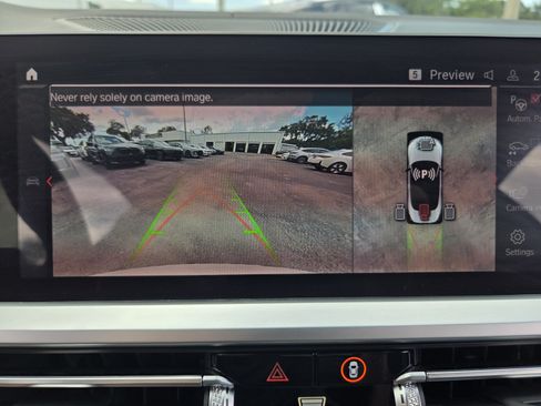 Used 2022 BMW M4 xDrive Competition w/ Executive Package AWD/4WD image 23