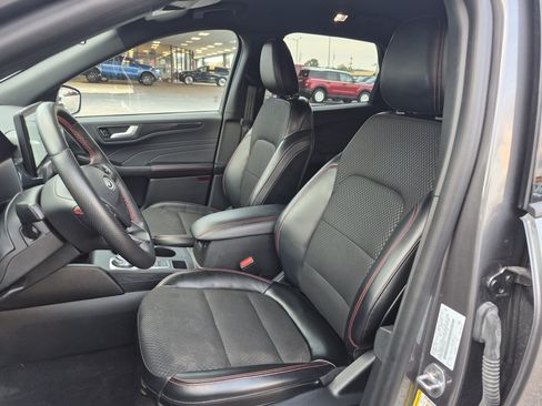 Used 2024 Ford Escape ST-Line Select w/ Tech Pack #1 AWD/4WD image 11