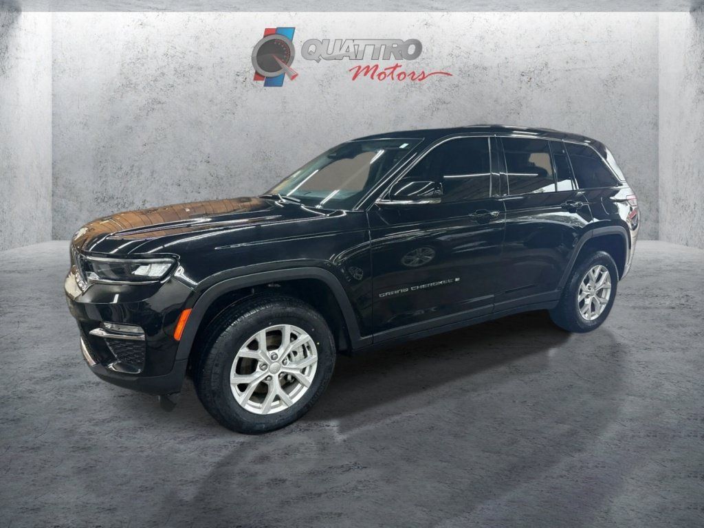 Used 2023 Jeep Grand Cherokee Limited AWD/4WD image 1