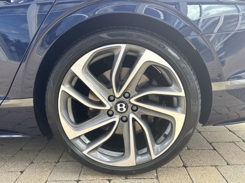 New 2025 Bentley Flying Spur Speed image 28