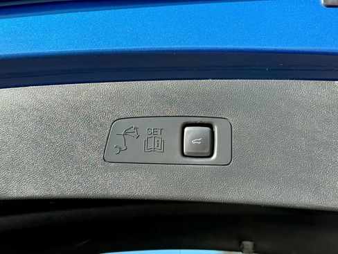 Used 2021 Lincoln Corsair AWD w/ Equipment Group 101A image 14