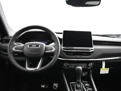 New 2026 Jeep Compass Latitude AWD/4WD image 31