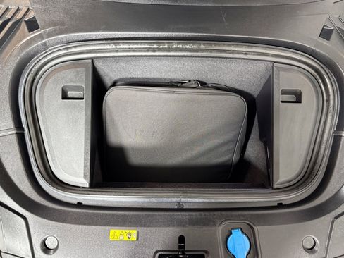 Used 2023 Audi e-tron GT Premium Plus image 28