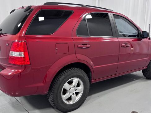 Used 2009 Kia Sorento LX RWD image 5