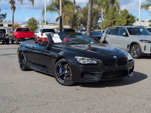 Used 2016 BMW M6 Convertible image 2