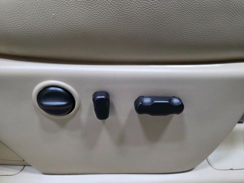 Used 2013 Chevrolet Silverado 1500 LTZ w/ LTZ Plus Package image 27