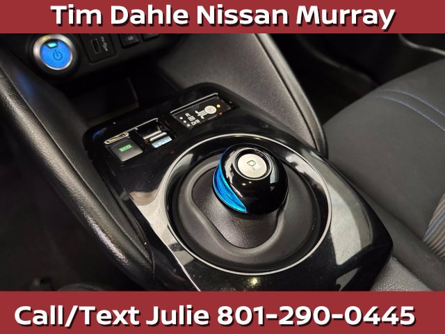 Used 2022 Nissan Leaf SV FWD image 23