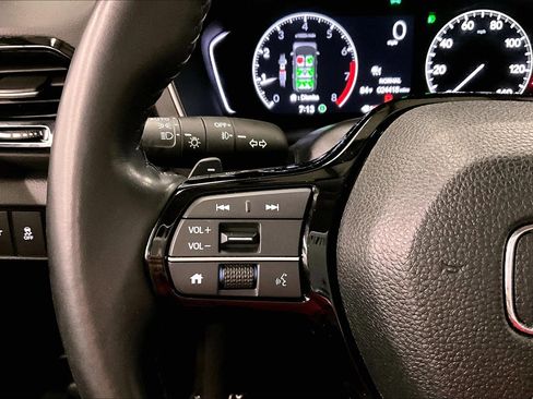 Used 2025 Honda Pilot EX-L image 26