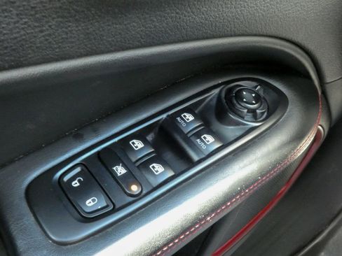 Used 2020 Jeep Compass Trailhawk AWD/4WD image 23