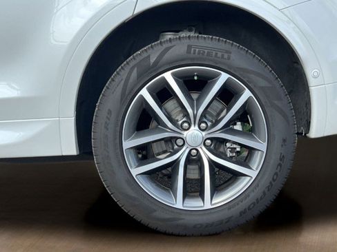 Certified 2024 Land Rover Discovery Sport S image 13