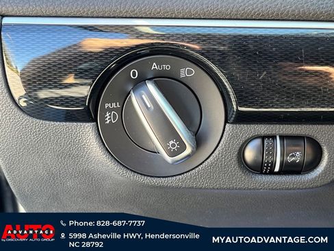 Used 2017 Volkswagen Jetta SEL image 21