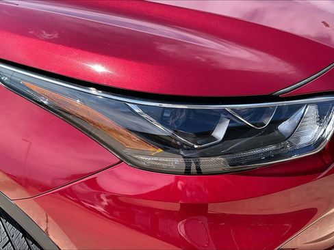Used 2021 Toyota Highlander Platinum AWD/4WD image 28