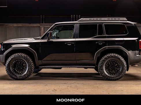 Used 2025 Toyota Land Cruiser image 6