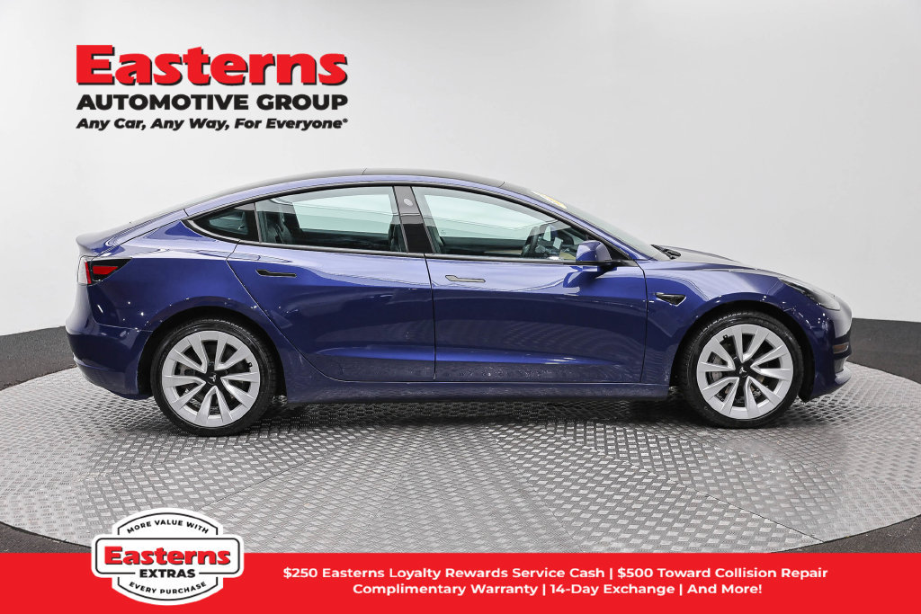 Used 2023 Tesla Model 3 Standard Range RWD image 5