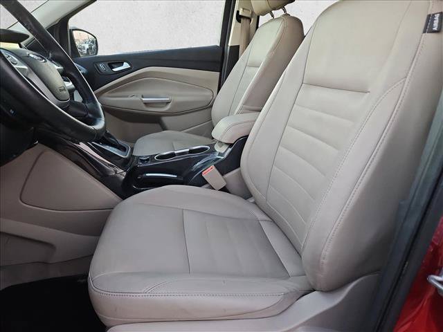Used 2014 Ford Escape Titanium FWD image 17