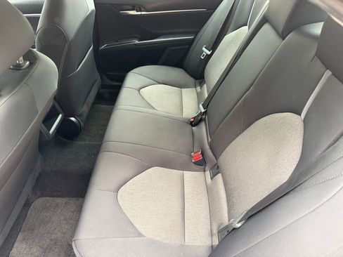 Used 2022 Toyota Camry LE FWD image 23