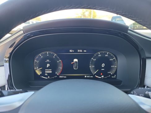 Certified 2026 INFINITI QX60 Luxe w/ Cargo Package image 33