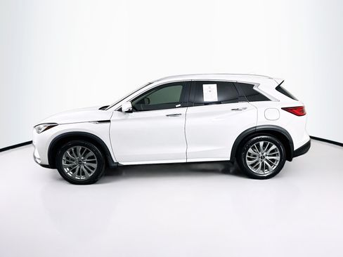 Used 2023 INFINITI QX50 Luxe FWD image 4