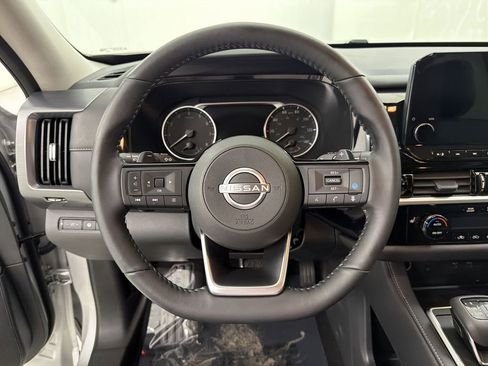 Certified 2025 Nissan Pathfinder SL w/ Cargo Package AWD/4WD image 34