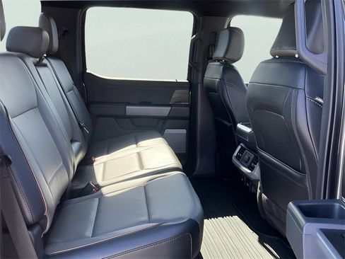 Certified 2025 Ford F150 Lariat w/ FX4 Off-Road Package image 23