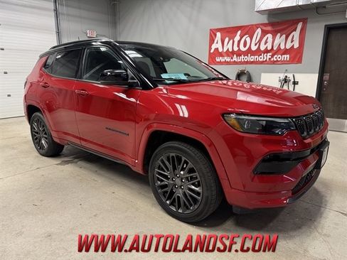 Used 2023 Jeep Compass High Altitude AWD/4WD image 1