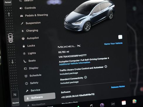 Used 2024 Tesla Model X AWD/4WD image 25