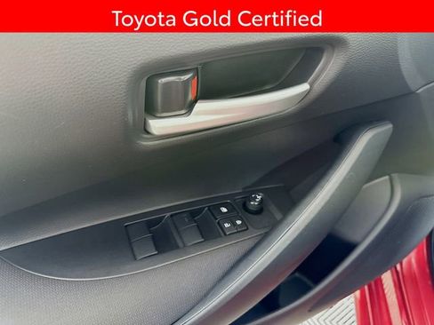 Certified 2021 Toyota Corolla LE image 17