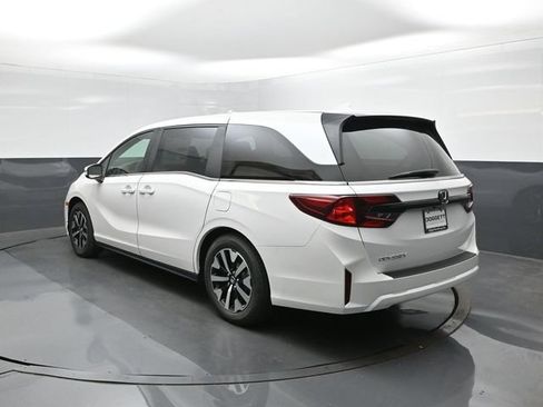 New 2026 Honda Odyssey EX-L image 5