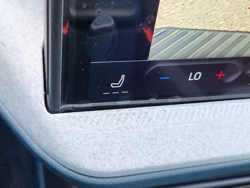 New 2025 Ford Maverick XLT w/ XLT Luxury Package image 23