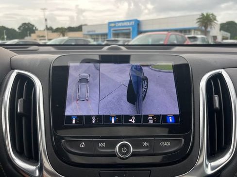 Used 2024 Chevrolet Equinox Premier FWD image 27