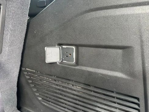 Used 2024 Chevrolet Tahoe LT image 20