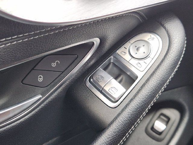 Used 2018 Mercedes-Benz C 300 Coupe image 22