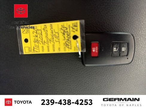 Used 2023 Toyota Tacoma SR5 w/ Technology Package AWD/4WD image 19