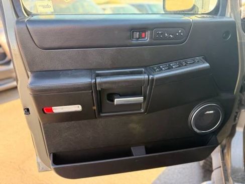 Used 2006 HUMMER H2 Base 4dr Crew Cab 4WD SB image 11