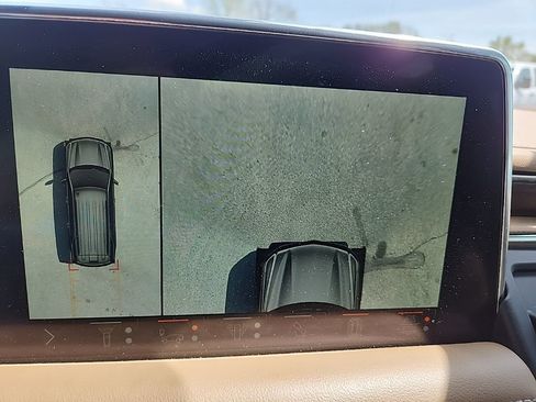 Certified 2022 Chevrolet Tahoe Premier AWD/4WD image 23
