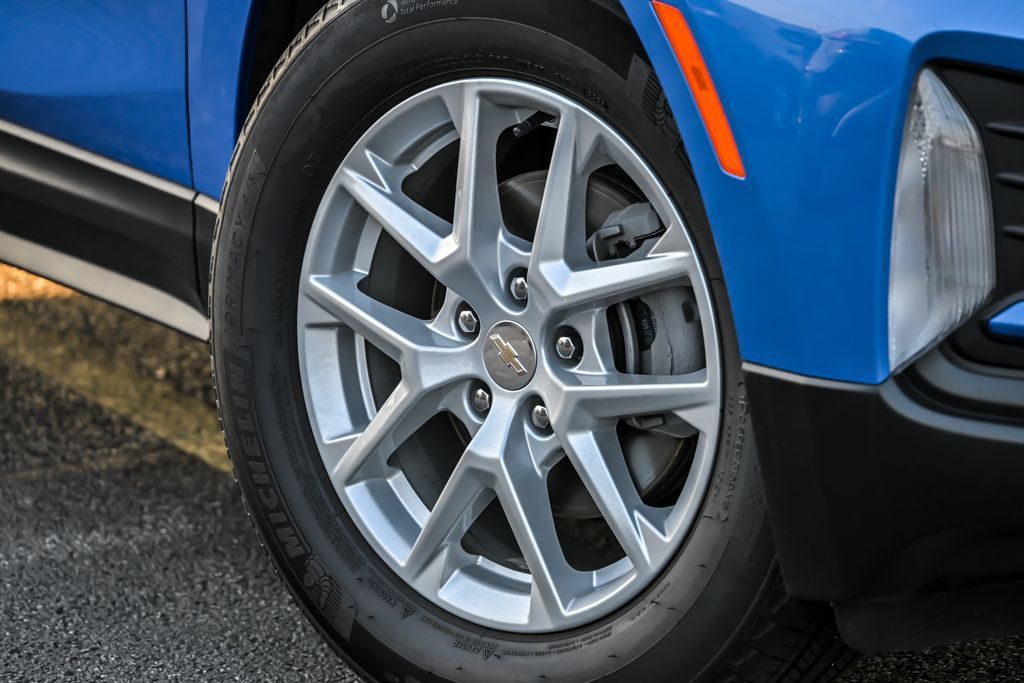 Certified 2024 Chevrolet Equinox LT FWD image 4