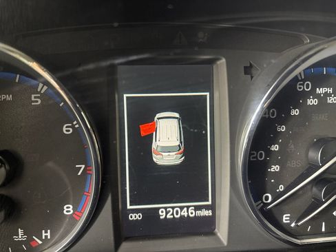 Used 2016 Toyota RAV4 XLE AWD/4WD image 17