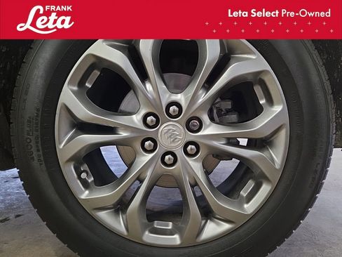 Used 2018 Buick Enclave Avenir w/ Avenir Technology Package image 16