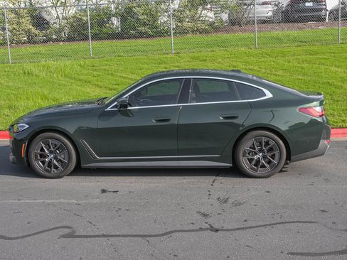 Used 2023 BMW i4 eDrive35 w/ Premium Package RWD image 3