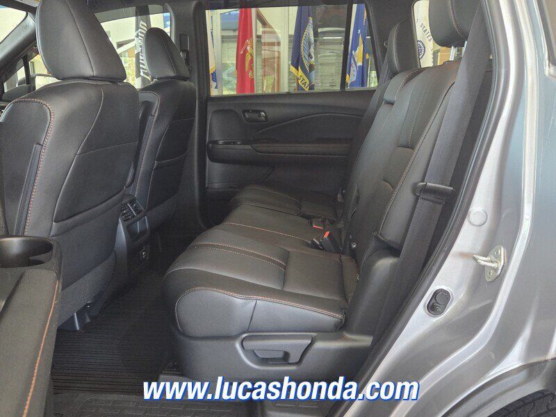 Used 2022 Honda Passport TrailSport image 8